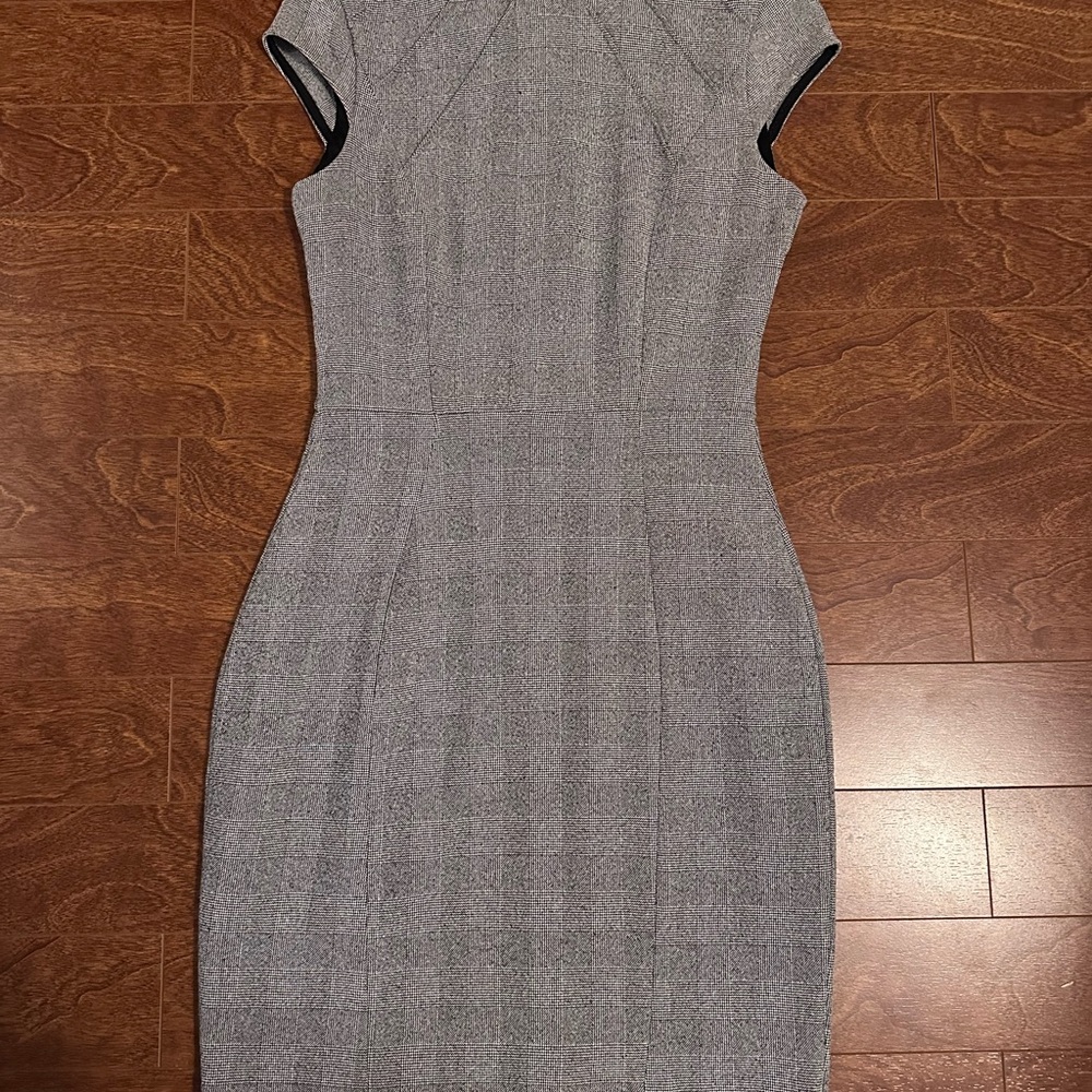 H&M Gray Cap-Sleeve Midi Dress